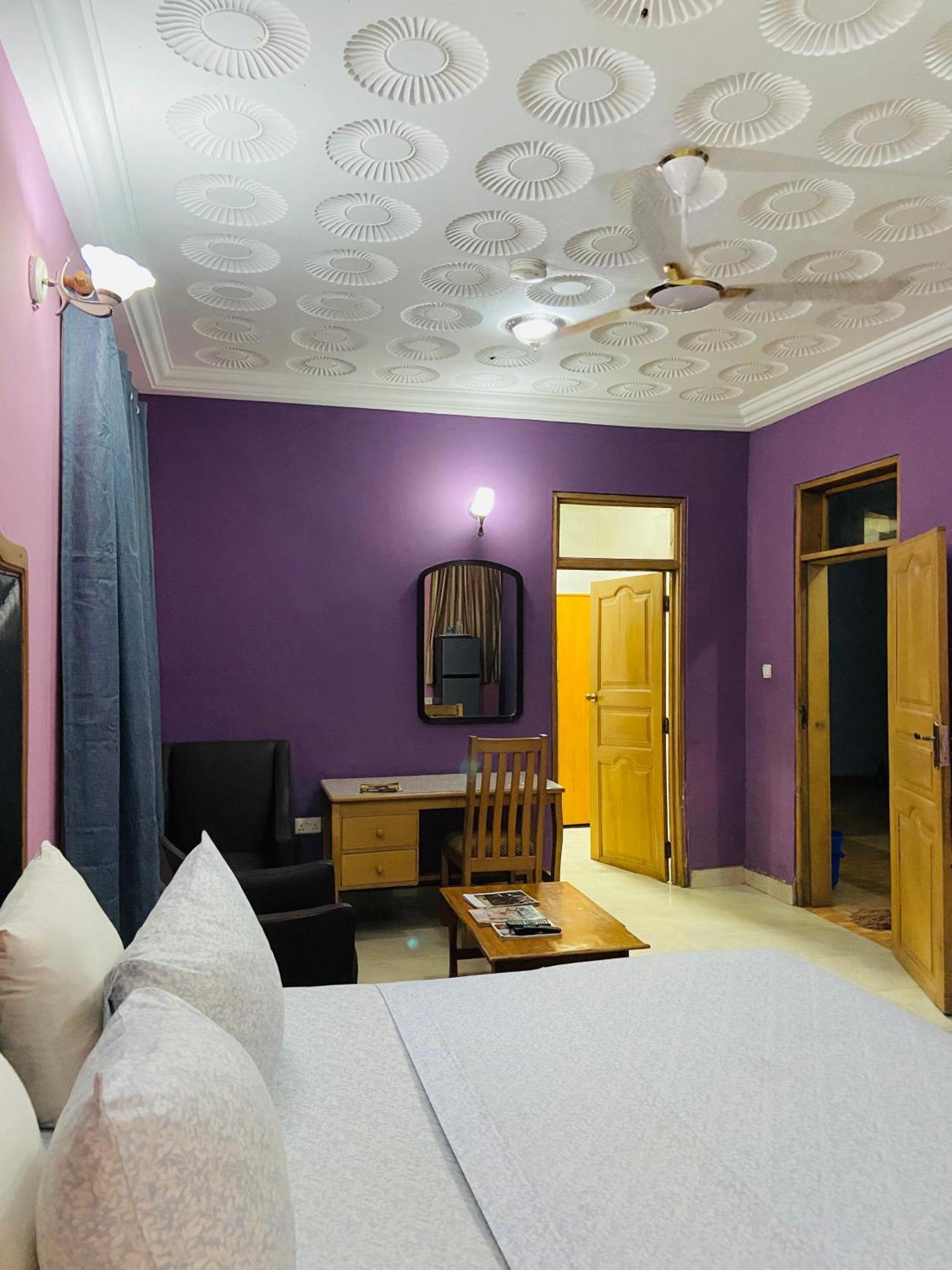 אקרה Heaven Gate Hotel מראה חיצוני תמונה