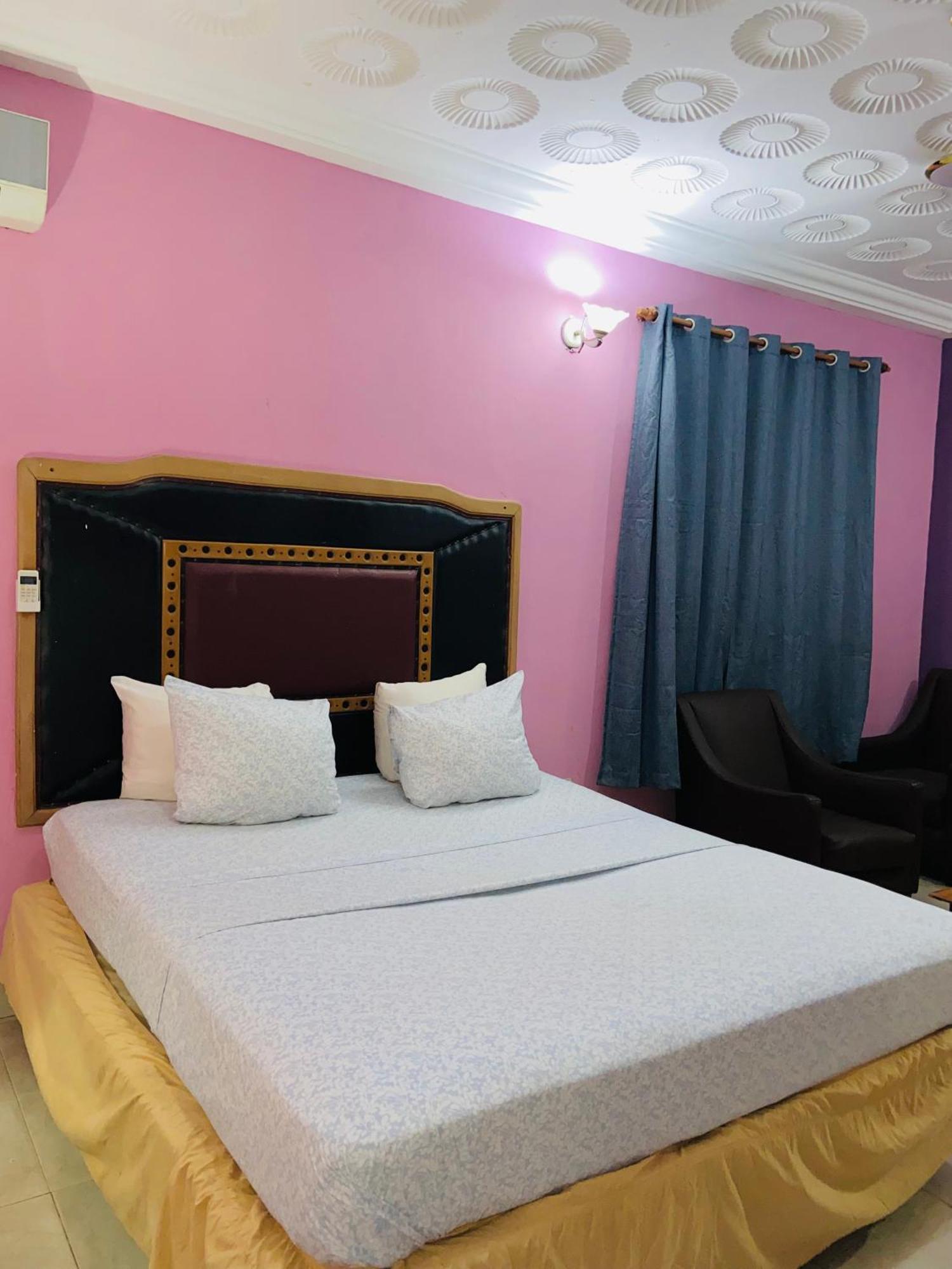 אקרה Heaven Gate Hotel מראה חיצוני תמונה